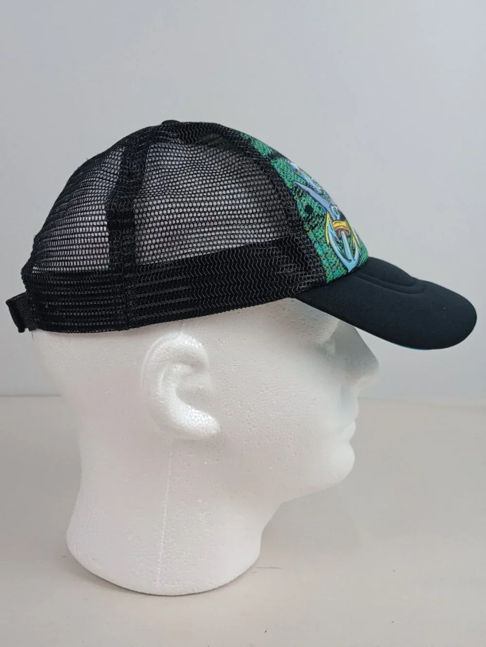 NWOT Newport Aquarium Youth Black Green‎ Blue Shark Anchor Mesh Baseball Cap